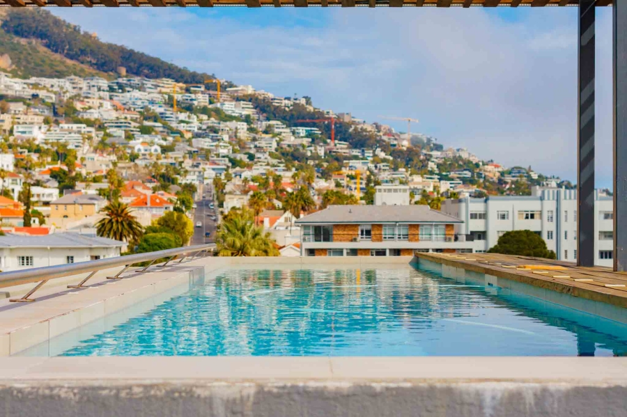 To Let 1 Bedroom Property for Rent in Sea Point Western Cape